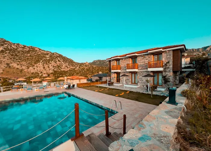 Alice Tatil Evi Otel